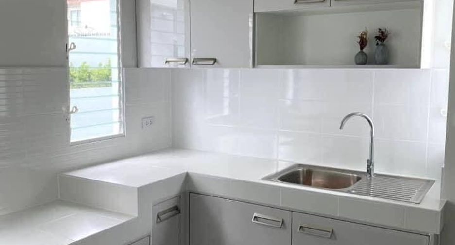 Haus zum Kauf mit 3 Zimmer in Bang Phli, Samut Prakan