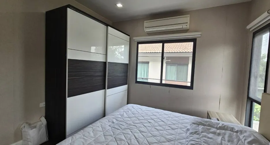 出售 3 卧室 独立屋 在 Bang Phli, Samut Prakan