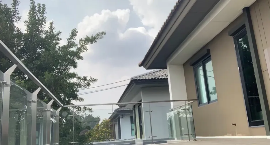 出售 3 卧室 独立屋 在 Bang Phli, Samut Prakan