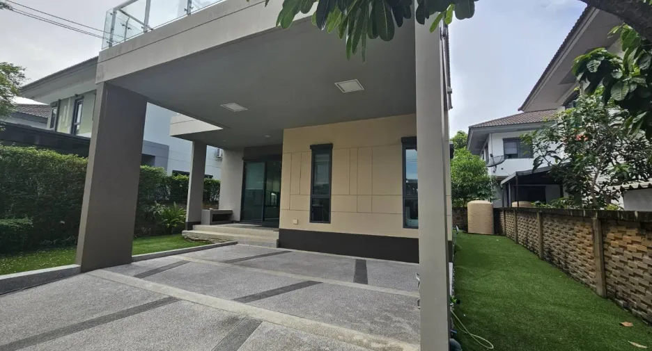 出售 3 卧室 独立屋 在 Bang Phli, Samut Prakan