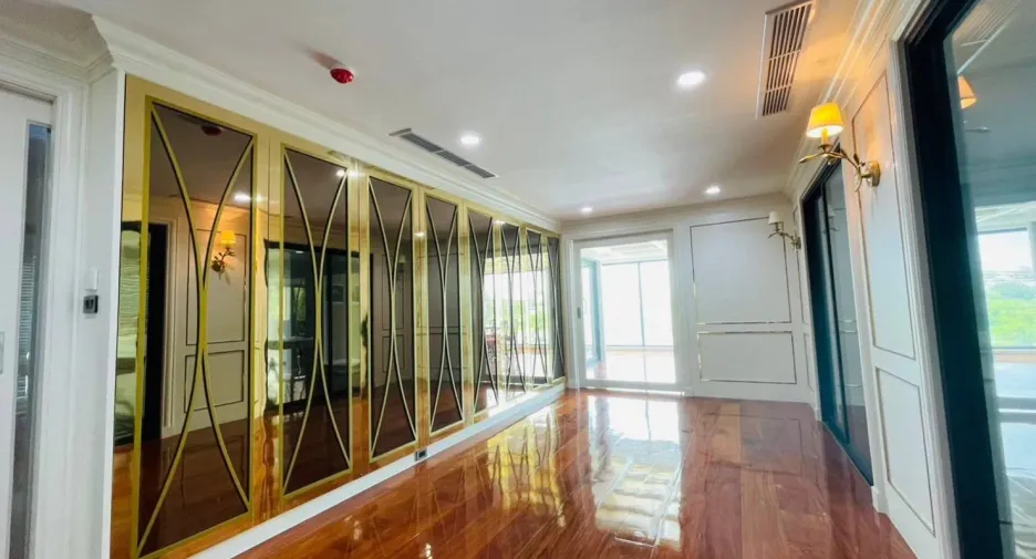 For sale 2 bedrooms house in Lat Phrao, Bangkok