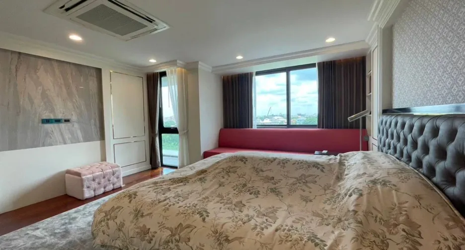 For sale 2 bedrooms house in Lat Phrao, Bangkok