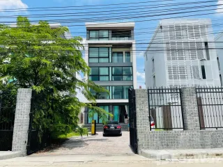 For sale 2 bedrooms house in Lat Phrao, Bangkok