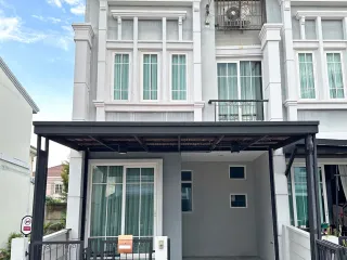 For sale 3 bedrooms townhouse in Bueng Kum, Bangkok