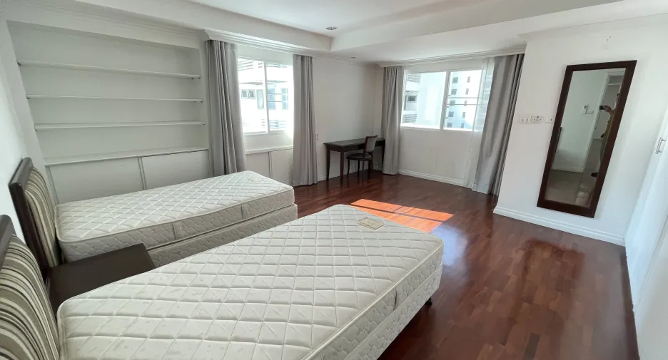 Apartamento en alquiler de 3 habitaciones en Watthana, Bangkok
