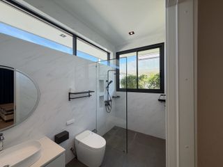 À vendre et à louer 3 chambres villa à Hua Hin, Prachuap Khiri Khan
