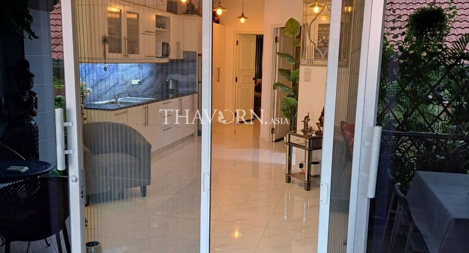 For sale 2 bedrooms condo in East Pattaya, Pattaya
