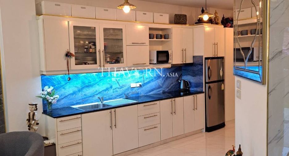 For sale 2 bedrooms condo in East Pattaya, Pattaya