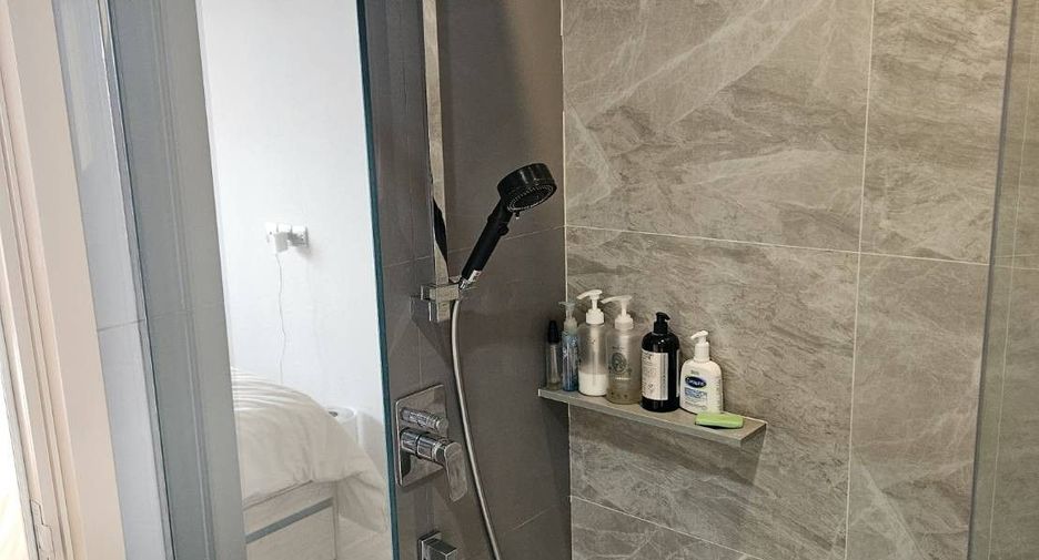 For sale 1 bed condo in Suan Luang, Bangkok