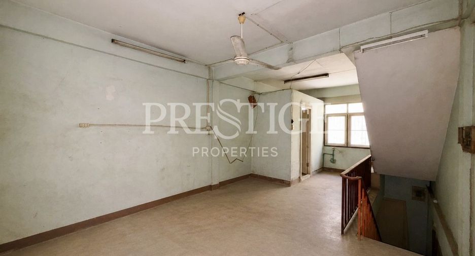 For sale 2 bedrooms retail Space in South Pattaya, Pattaya