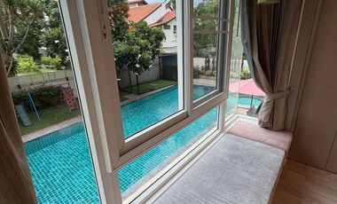 For rent 2 bedrooms apartment in Watthana, Bangkok