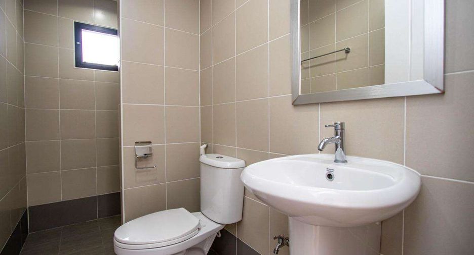 Casa en venta de 4 habitaciones en San Sai, Chiang Mai