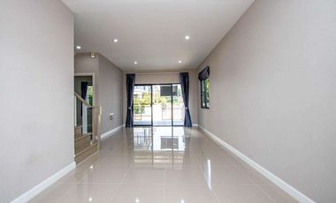 Haus zum Kauf mit 4 Zimmer in San Sai, Chiang Mai