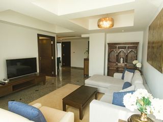 For rent 2 bedrooms apartment in Watthana, Bangkok