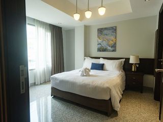 For rent 2 bedrooms apartment in Watthana, Bangkok