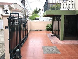 出租 4 卧室 独立屋 在 Lat Phrao, 曼谷