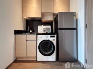 For rent studio condo in Khlong Toei, Bangkok