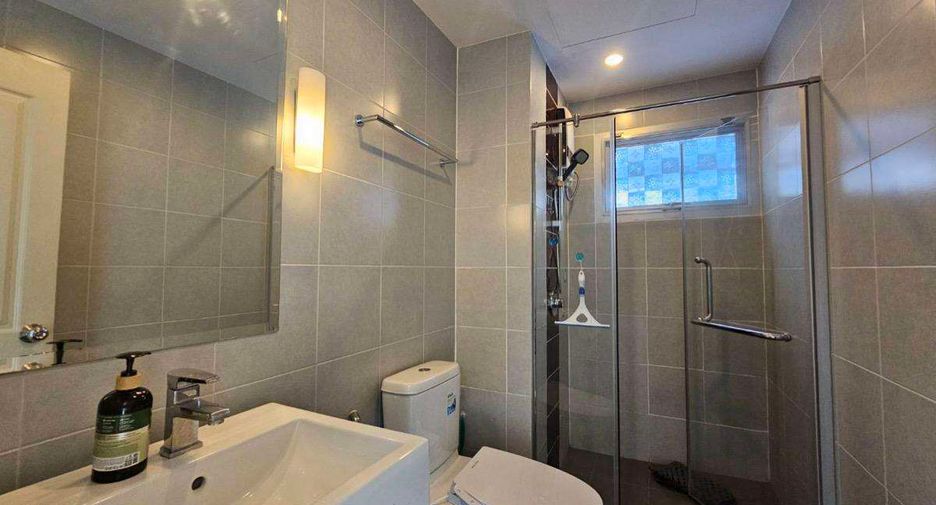 For rent 2 bedrooms condo in Mueang Chiang Mai, Chiang Mai