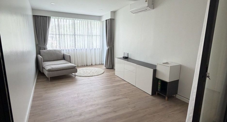 Casa en alquiler de 5 habitaciones en Mueang Phuket, Phuket