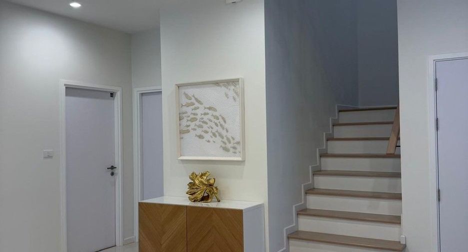 Casa en alquiler de 5 habitaciones en Mueang Phuket, Phuket