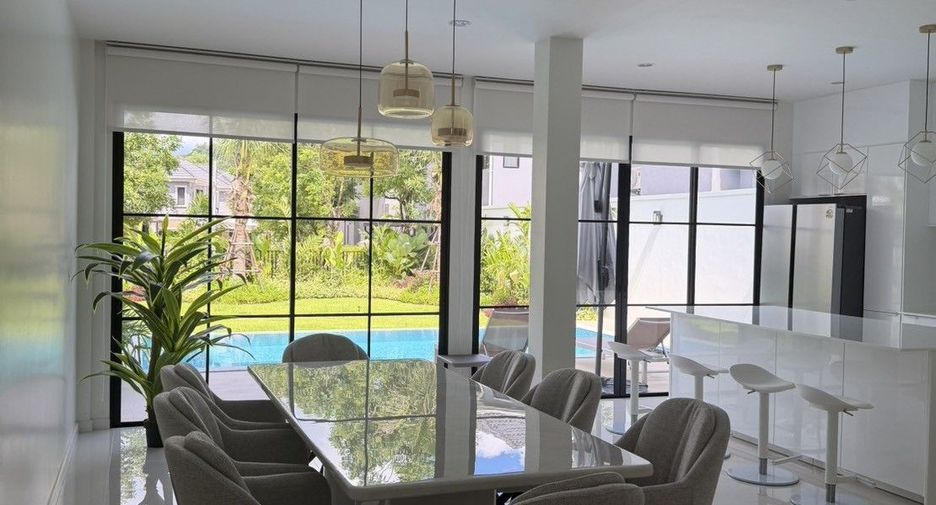 Casa en alquiler de 5 habitaciones en Mueang Phuket, Phuket