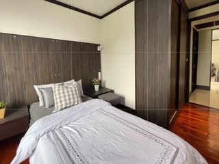 For rent 3 bedrooms apartment in Watthana, Bangkok