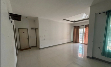 À vendre 3 chambres maison à East Pattaya, Pattaya