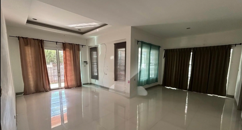 À vendre 3 chambres maison à East Pattaya, Pattaya