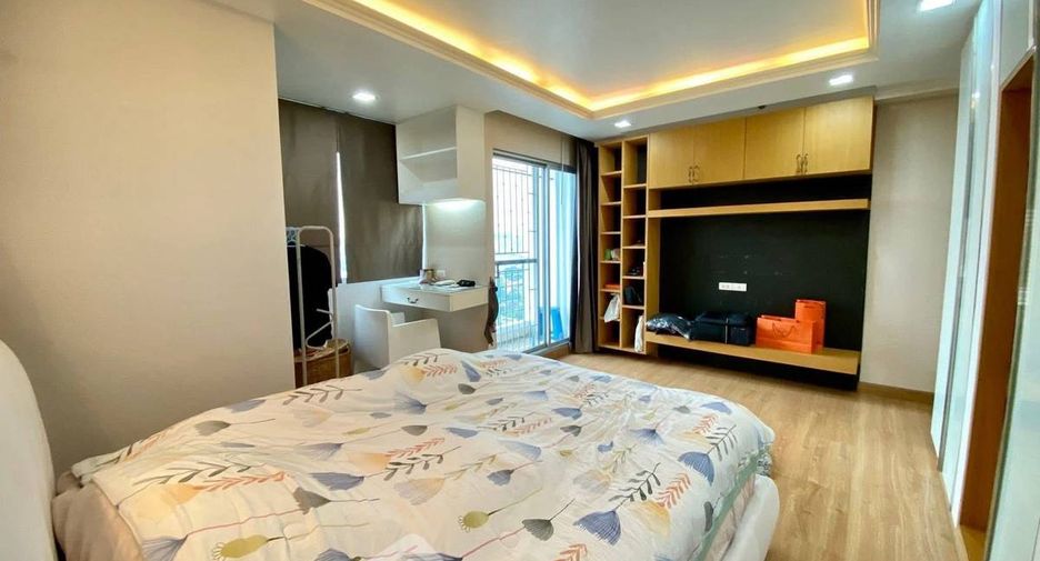 For sale 2 bedrooms condo in Chatuchak, Bangkok