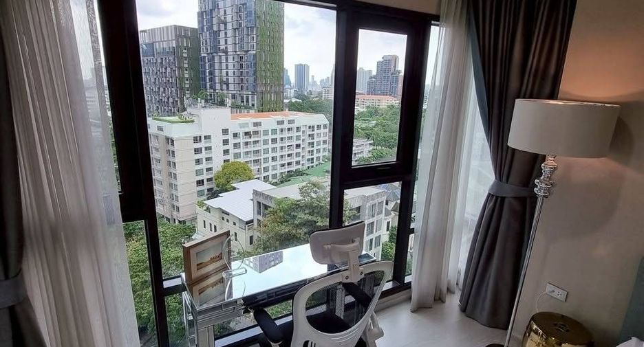 Condo en alquiler y en venta de 2 habitaciones en Khlong Toei, Bangkok
