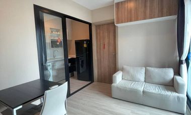 For rent and for sale 1 bed condo in Huai Khwang, Bangkok