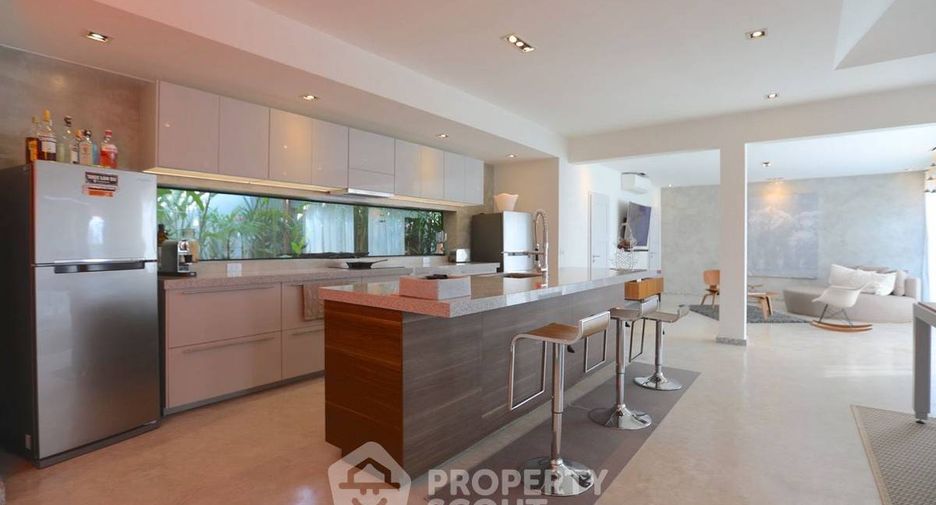 For rent 2 bedrooms villa in East Pattaya, Pattaya