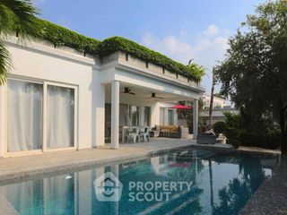 For rent 2 ベッドルーム villa in Bang Lamung, Chonburi