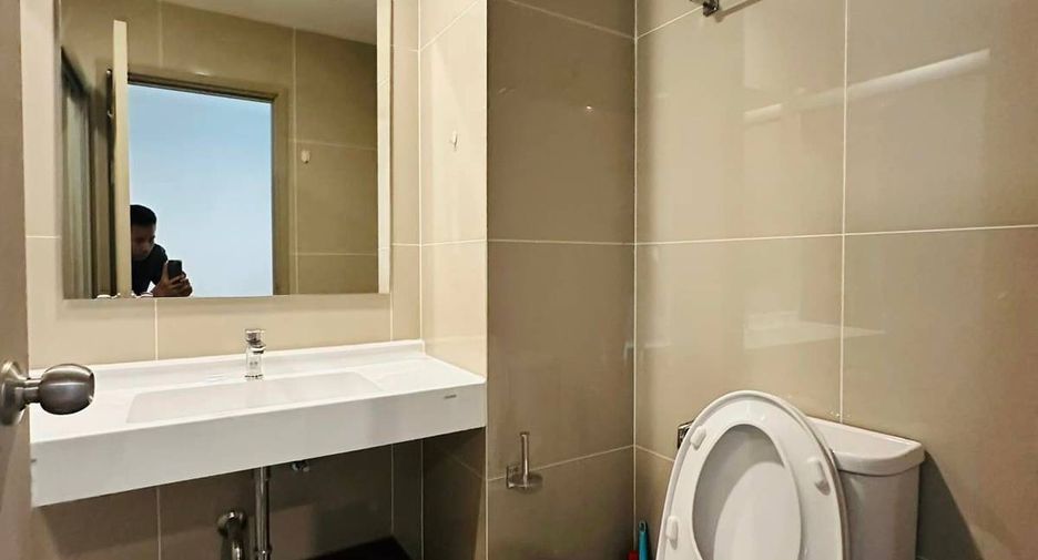 Wohnung zur Miete mit 1 Zimmer in Huai Khwang, Bangkok