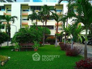 For rent 2 bedrooms apartment in Watthana, Bangkok