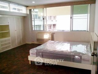 For rent 2 bedrooms apartment in Watthana, Bangkok