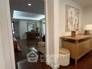 For rent 3 bedrooms apartment in Watthana, Bangkok
