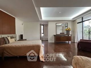 For rent 3 bedrooms apartment in Watthana, Bangkok
