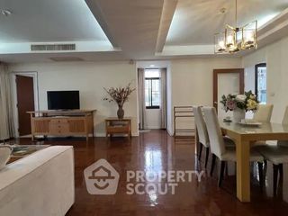 For rent 3 bedrooms apartment in Watthana, Bangkok