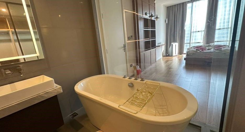 For rent 2 bedrooms condo in Sathon, Bangkok
