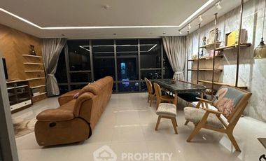 For rent 2 bedrooms condo in Sathon, Bangkok
