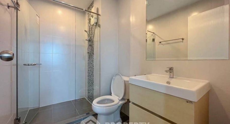 For rent 2 bedrooms condo in Bang Sue, Bangkok