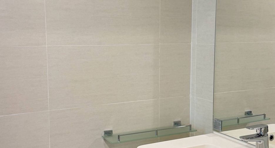 For rent 1 bed condo in Huai Khwang, Bangkok