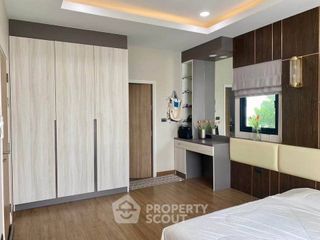 For rent 3 bedrooms house in Mueang Chon Buri, Chonburi