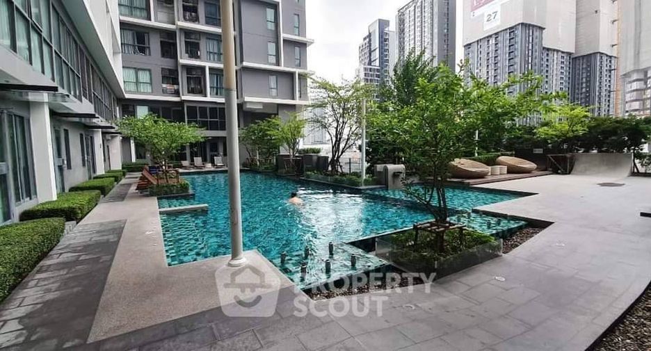 For rent 2 bedrooms condo in Huai Khwang, Bangkok
