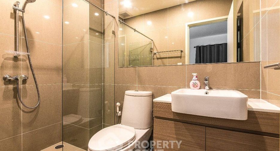 Wohnung zur Miete mit 2 Zimmer in Huai Khwang, Bangkok