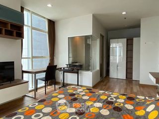 For rent 2 bedrooms condo in Ratchathewi, Bangkok