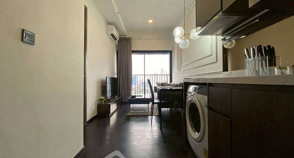 For rent 1 bed condo in Watthana, Bangkok