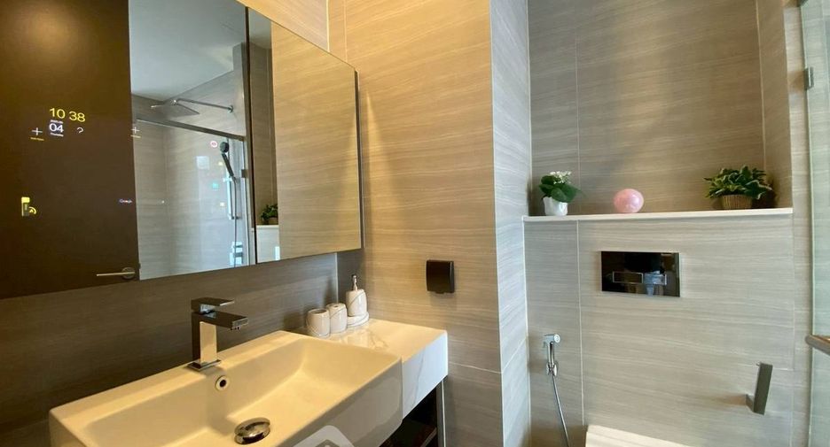 For rent 1 bed condo in Watthana, Bangkok