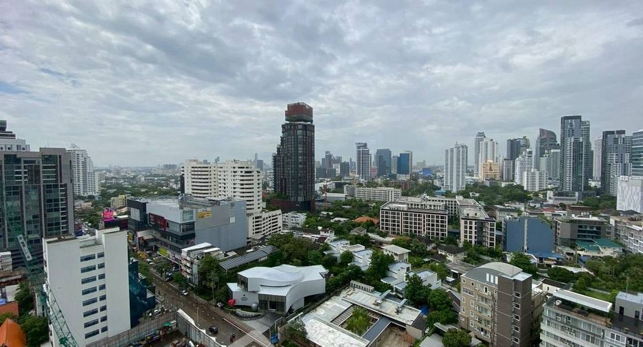 For rent 1 bed condo in Watthana, Bangkok